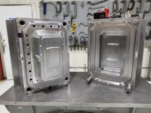 Single Cavity Injection Mold